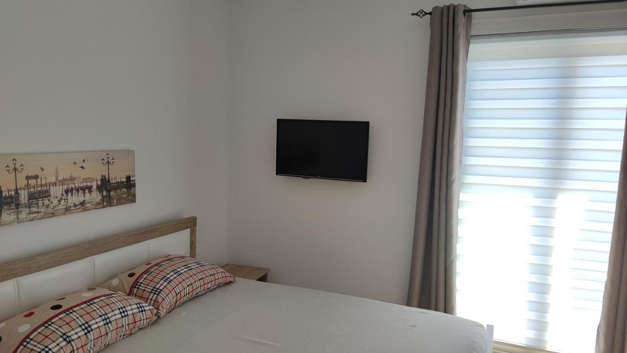 울친 Guest'S House "Lindi&Roni" 아파트 외부 사진